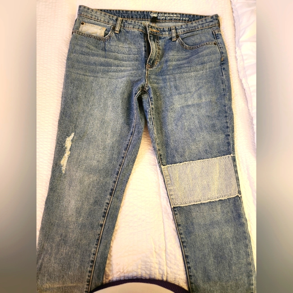 GAP Sexy Boyfriend Fit Jeans Womans Size 12